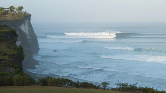 ULUWATU SURF VILLAS x WAVE KI RETREAT